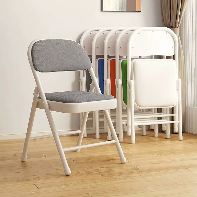 Chaise pliante 45 x 47 x 78 cm blanc et gris en acier avec assise rembourrée pour intérieur